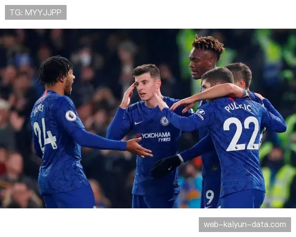 切尔西引援整合效率问题显现，核心框架尚未定型影响球队稳定性，竞争格局面临调整