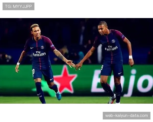 内马尔法甲与欧冠表现差异解析：比赛强度影响有多大