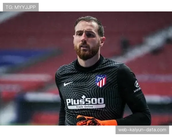 奥布拉克的门线艺术：反应速度与站位判断如何铸就极致防守